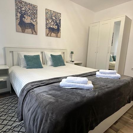 Apartament 2 Cam Cetate Alba Iulia Eksteriør billede