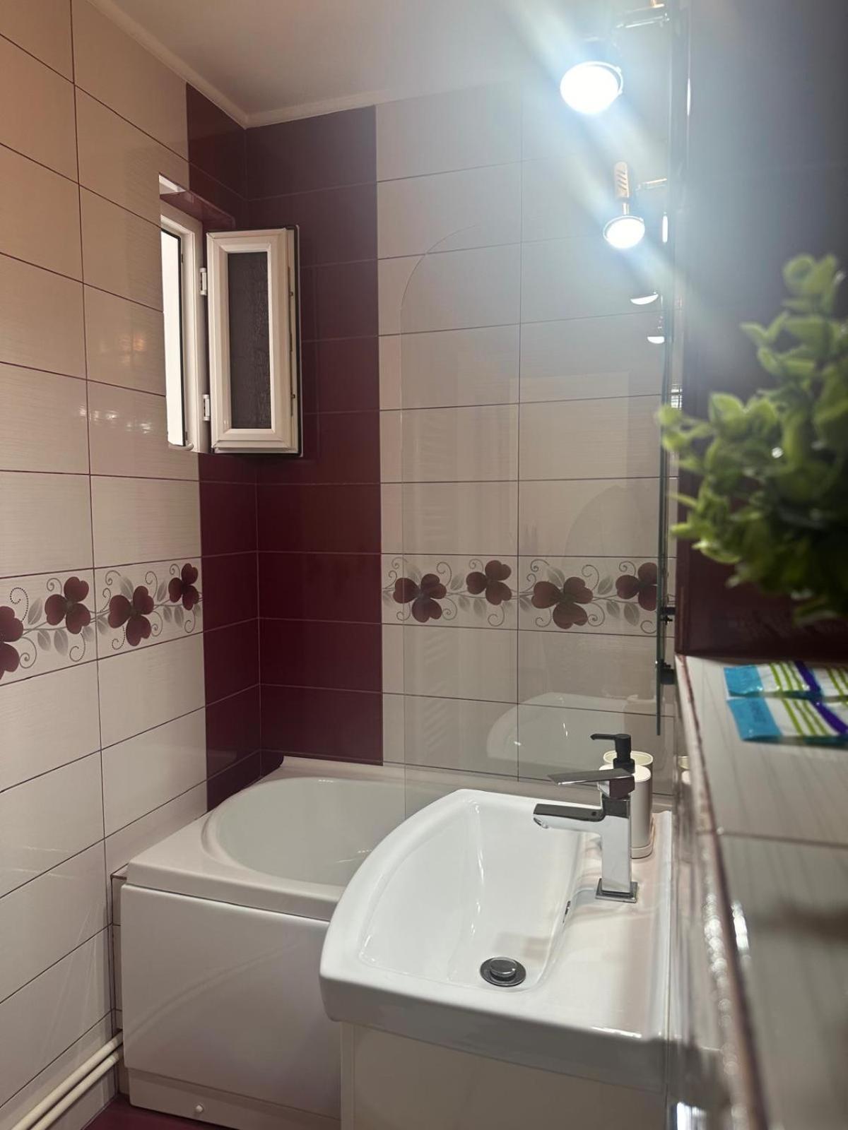 Apartament 2 Cam Cetate Alba Iulia Eksteriør billede